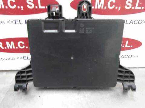 Foto 3ª: Caja Reles Fusibles Opel Insignia COSMO BERLINA 131CV 96KW [A20DTH] (2009)