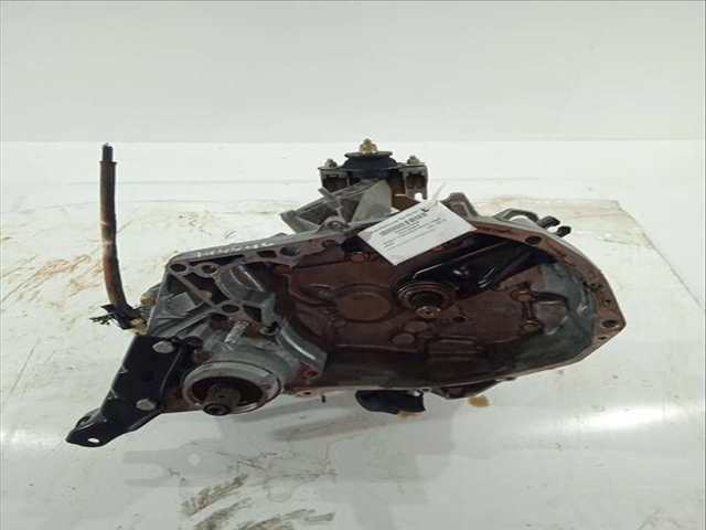 Foto 1ª: Caja Cambios Renault 19 1.9 DIESEL HATCHBACK 64CV 47KW (1995)