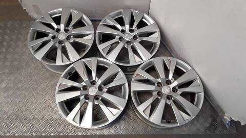 Juego LLantas Peugeot 5008 1.2 MRHNYH MRHNYW MRHNSJ MRHNSU MRHNSM) 131CV 96KW