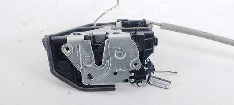 Cerradura Puerta Trasera Izquierda Bmw Serie 5 518 2.0 D 143CV 105KW F10)