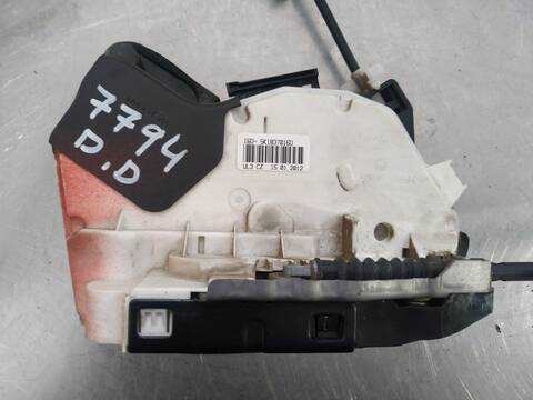 Foto 2ª: Cerradura Puerta Delantera Derecha Volkswagen Polo ADVANCE 90CV 66KW [CAY] (2012)