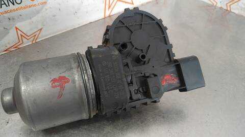 Foto 3ª: Motor Limpia Delantero Volkswagen Golf CONCEPTLINE 101CV 74KW [ATD] (1999)