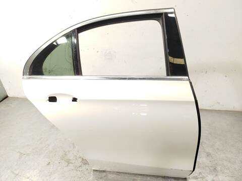 Foto 3ª: Puerta Trasera Derecha Mercedes Clase E 180 E 200 213.080) 197CV 145KW [264920] (2020)