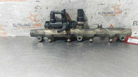 Foto 3ª: Rampa Inyectora Lancia Phedra 2.2 JTD 16V EXECUTIVE 128CV 94KW [4HW] (2005)