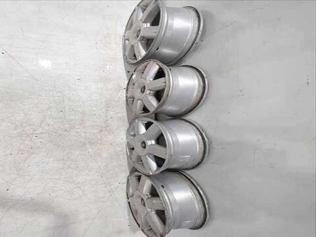 Foto 3ª: Juego LLantas Ford Focus 1.6 TDCI 90CV 66KW [GPDA,GPDB,GPDC,HHDA,HHDB] (2005)
