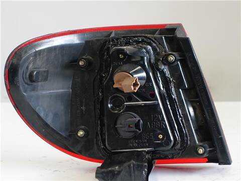 Foto 2ª: Piloto Trasero Derecho Nissan Almera 1.5 90CV 66KW [QG15DE] (2001)