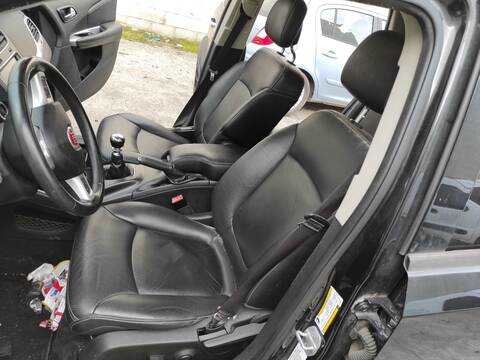 Asiento Delantero Izquierdo Fiat Freemont 939B5000