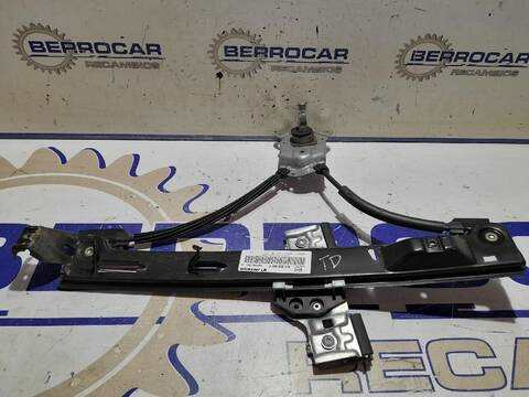 Foto 3ª: Elevalunas Manual Trasero Derecho Seat Ibiza 1.0 TSI 95CV [DLAC] (2015)