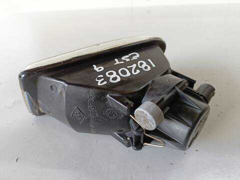 Foto 2ª: Faro Antiniebla Delantero Izquierdo Renault Megane 1.9 DTI ALIZE 98CV (1996)