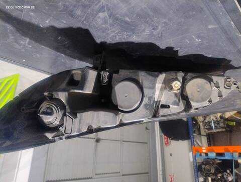 Foto 2ª: Faro Derecho Peugeot 407 9HZ (2007)