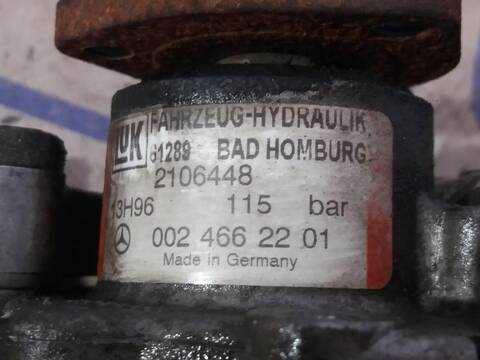 Foto 2ª: Bomba de Direccion Mercedes Clase E 180 3.0 DIESEL CAT 136CV [D/606] (1995)