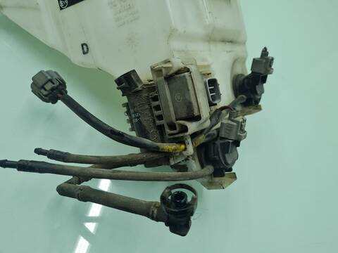 Foto 4ª: Deposito Limpiaparabrisas Toyota Land Cruiser LIFE 173CV 127KW [1KDFTV] (2010)