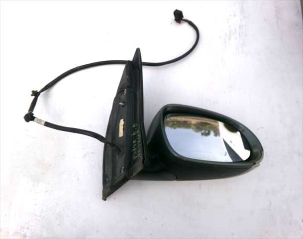 Retrovisor Derecho Volkswagen Golf 1.9 TDI SERIE 5,2004-2008