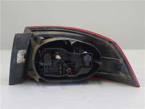Foto 2ª: Piloto Trasero Izquierdo Renault Laguna 1.9 DCI BG1V) 130CV 96KW [F9Q 758] (2007)