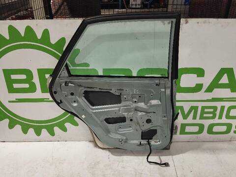 Foto 2ª: Puerta Trasera Izquierda Volvo S40 1.6 CAT 109CV [B4164S2] (1995)