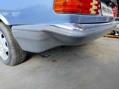 Foto 2ª: Paragolpes Trasero Mercedes Clase S 220 COUPE (1979)