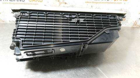 Foto 2ª: Guantera Bmw Serie 5 518 520 D 184CV 135KW [N47D20C] (2015)