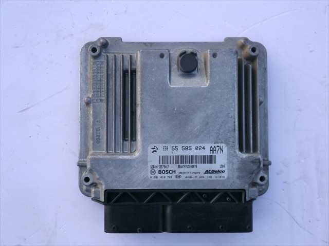 Centralita Motor ECU Opel Insignia 2.0 CDTI 2008-2013