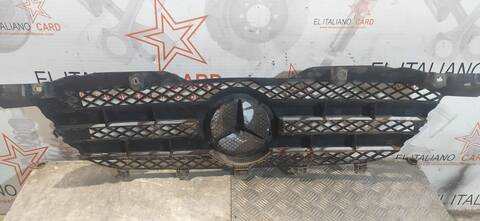 Foto 2ª: Rejilla Delantera Mercedes Sprinter 3.0 CDI CAT 190CV 140KW CAJA ABIERTA [642896] (2011)