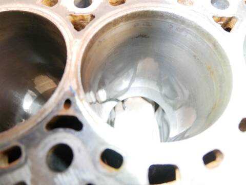 Bloque Motor Ford Transit 130 CV 96KW