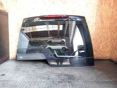 Portón Land Rover Discovery V6 TD SE 190CV