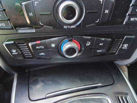 Foto 4ª: Mando Calefacción A. A. Audi A4 2.0 16V TDI CLEAN DIESEL 150CV 110KW [CJCD] (2014)