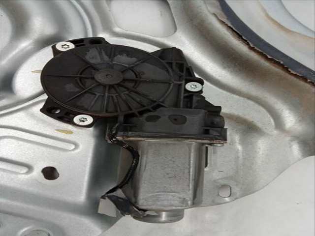 Foto 4ª: Elevalunas Eléctrico Delantero Derecho Kia Sportage 1.7 CONCEPT 4X2 [1 7 LTR. - 85 KW CRDI CAT] 116CV [D4FD]