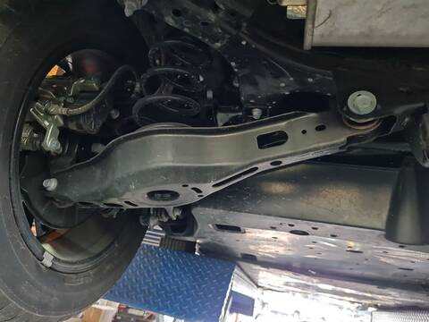 Brazo Suspension Trasero Izquierdo Toyota CHR 2.0 HYBRID MAXH21L) 150CV 111KW