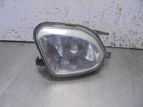 Faro Antiniebla Delantero Derecho Mercedes Sprinter 210 CDI WORKER 906.611) 95CV 70KW CAJA CERRADA