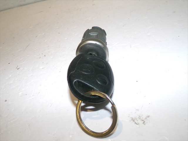 Foto 3ª: Antirrobo Ford Fiesta 1.4 TDCI 2002-2008 [F6JA] (2005)