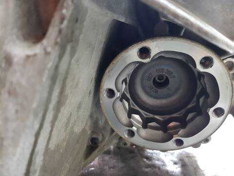 Foto 2ª: Caja Cambios Volkswagen T-Roc ADVANCE 5P (2017)