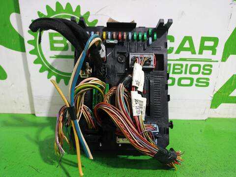 Foto 2ª: Caja Reles Fusibles Citroen C5 ATTRACTION BERLINA 109CV 80KW [9HYDV6TED4] (2007)