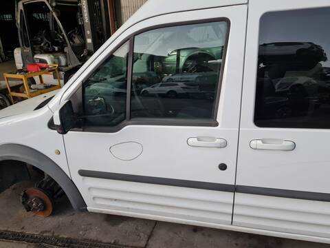 Puerta Delantera Izquierda Ford Tourneo KOMBI TREND CORTA 2009 ) 110CV 81KW