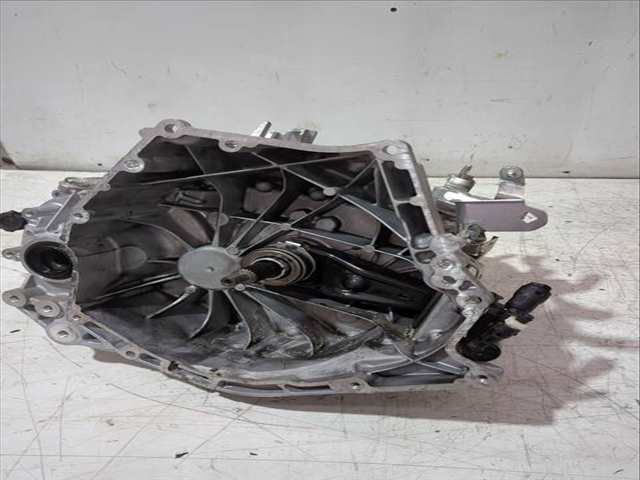 Foto 2ª: Caja Cambios Mazda 3 SKYACTIV-X M HYBRID AWD BP2H) HATCHBACK 179CV 132KW [HFY1] (2023)