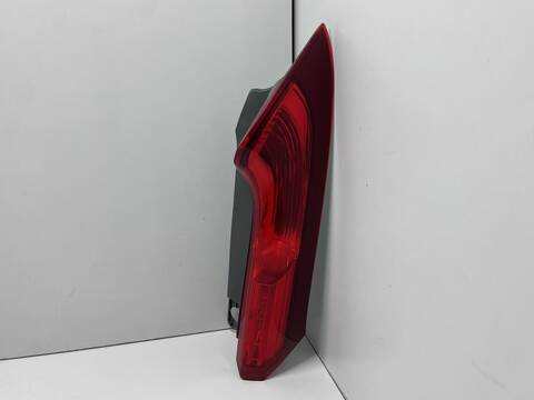 Piloto Trasero Derecho Honda Crv 16A4 RE)