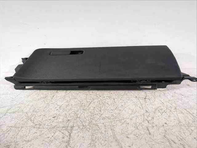 Foto 2ª: Guantera Kia Ceed 1.0 T-GDI 120CV [G3LC G3LE] (2018)