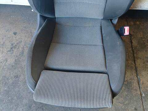 Foto 2ª: Asiento Delantero Derecho Audi A5 2.7 TDI 190CV (2007)