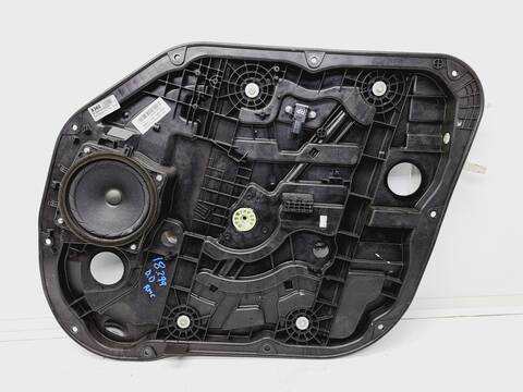 Foto 1ª: Elevalunas Eléctrico Delantero Derecho Kia Carens BASIC 116CV 85KW [D4FD] (2018)