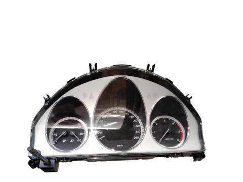 Foto 2ª: Cuadro de Instrumentos Mercedes Clase C 160 C 200 CDI 204.001) (2007)