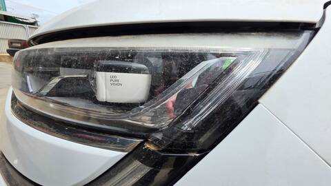 Foto 3ª: Faro Izquierdo Renault Talisman LIMITED 131CV 96KW (2016)