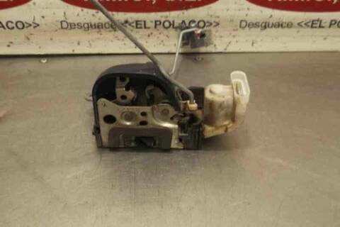 Foto 4ª: Cerradura Puerta Delantera Izquierda Alfa Romeo 147 1.6 16V CAT 105CV 77KW [AR37203] (2002)