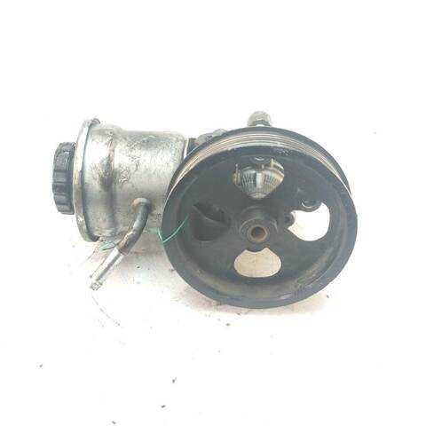 Foto 3ª: Bomba de Direccion Toyota Avensis 2.2 D-4D ADT251_ ADT251R) (2003)