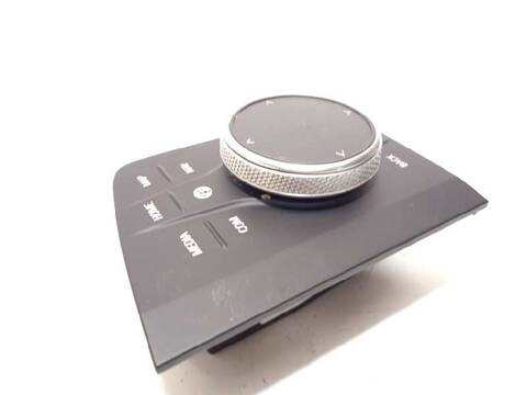 Foto 2ª: Mando Multifuncion Bmw X3 2.0 D 190CV 140KW G01) AUT. B47D20 XDRIVE20D [B47D20B] (2022)