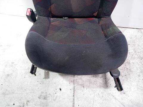 Foto 2ª: Asiento Delantero Izquierdo Renault Clio 1.2 58CV (1998)