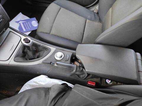 Foto 1ª: Consola Central Bmw Serie 1 114 204D4 BERLINA (2005)