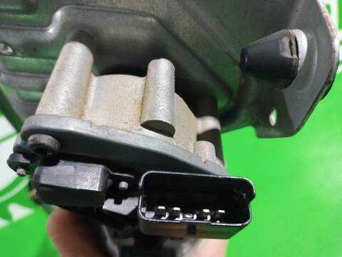 Foto 3ª: Motor Limpia Delantero Renault Scenic 1.5 DCI DIESEL 106CV [D/ K9K P7] (2003)