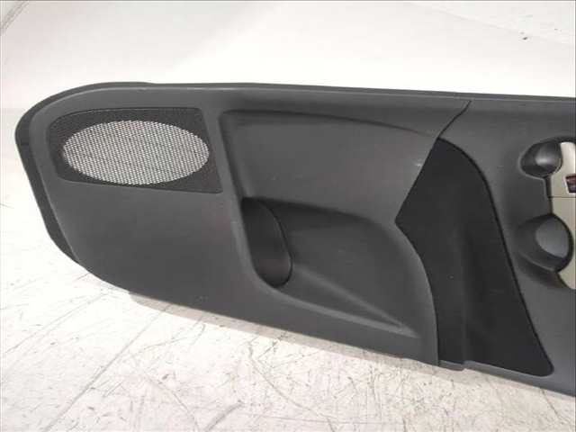 Foto 3ª: Tapizados Cartoneras Toyota Auris 1.6 ZRE151_) 124CV [1ZR-FE] (2006)