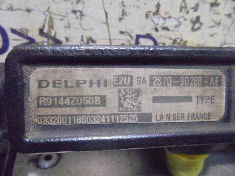 Foto 2ª: Rampa Inyectora Ford Mondeo AMBIENTE 06.2003 ) D) BERLINA 130CV 96KW [FMBA] (2004)