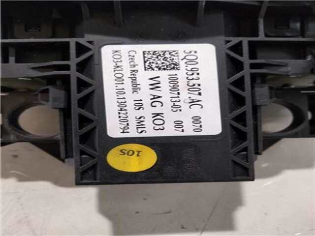 Foto 3ª: Mando Multifuncion Seat Leon 1.4 FR [1.4 LTR. - 103 KW 16V TSI] [CHP]
