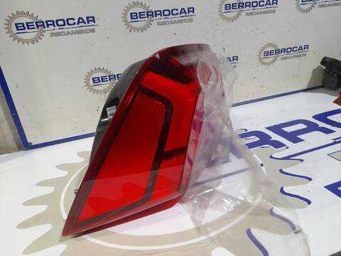 Foto 2ª: Piloto Trasero Derecho Audi Q2 VERSION INDEFINIDA (2016)